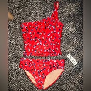Red Floral Two Piece Swimsuit!❤️